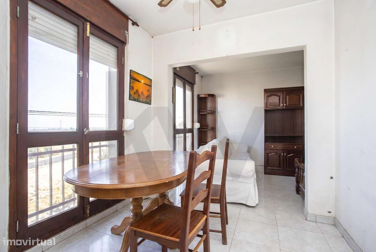 Apartamento T3 Vale da Amoreira, Moita, junto à Pista de Atletismo com-4