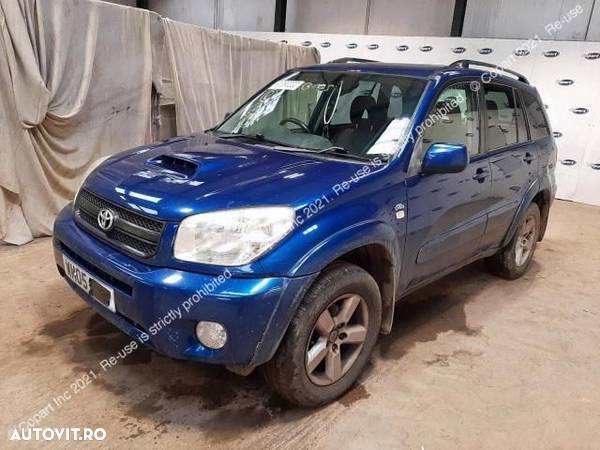 Dezmembrez Toyota RAV 4 II 2.0 D 2003-2006 - 4