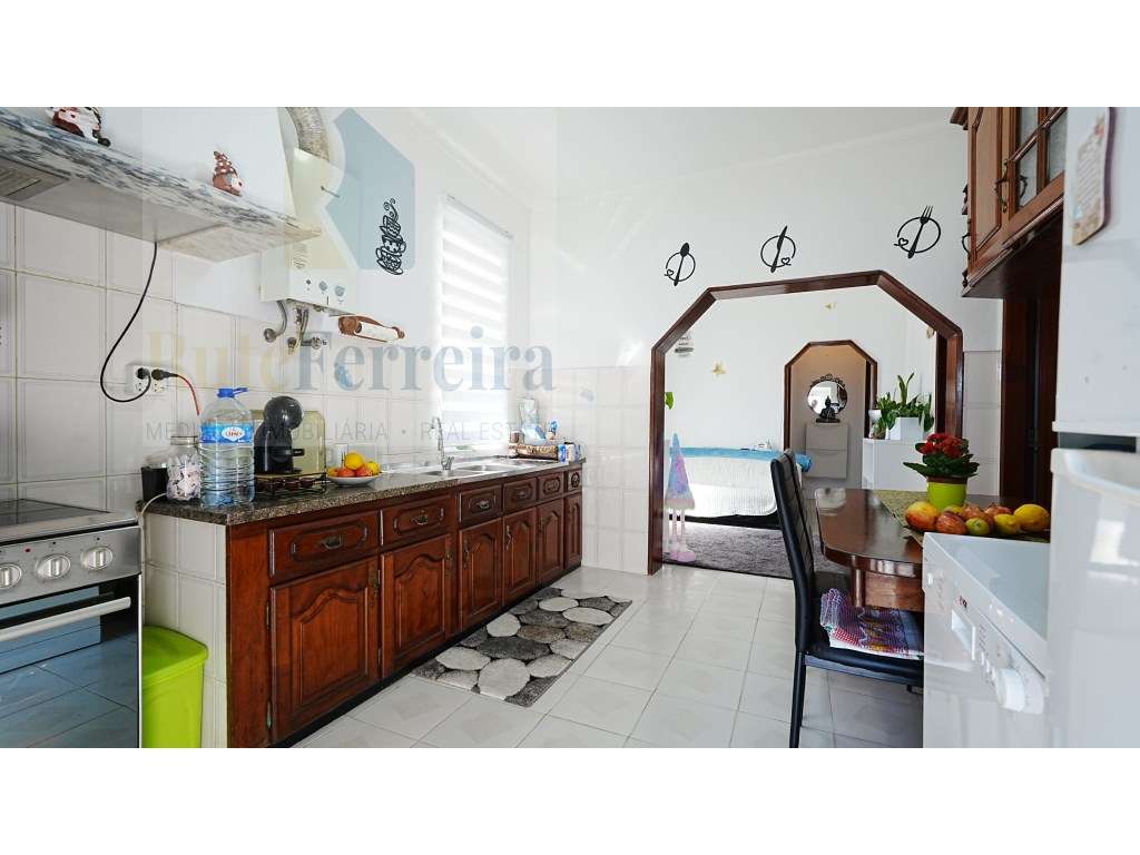 Moradia Térrea com Anexo Independente em Ribamar - Lourinhã-11
