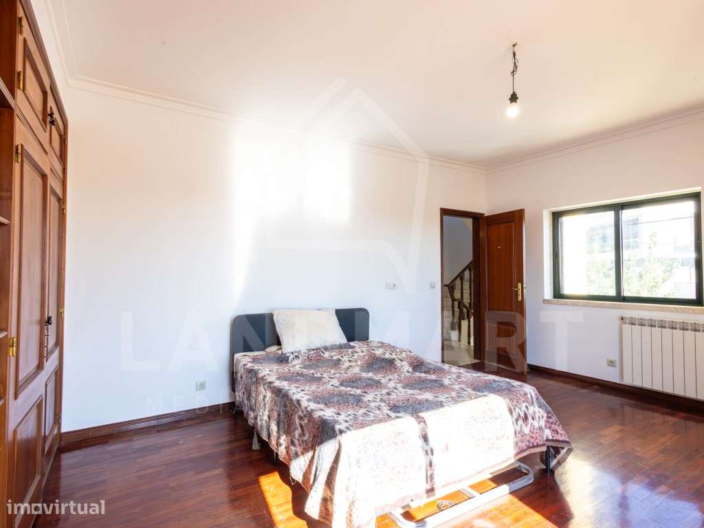 Moradia T4, Famões - Odivelas-21