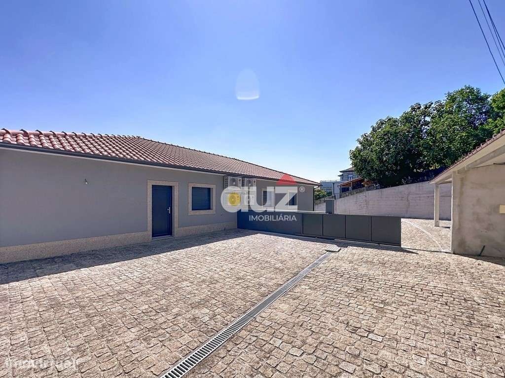 Moradia Geminada Renovada T3-24