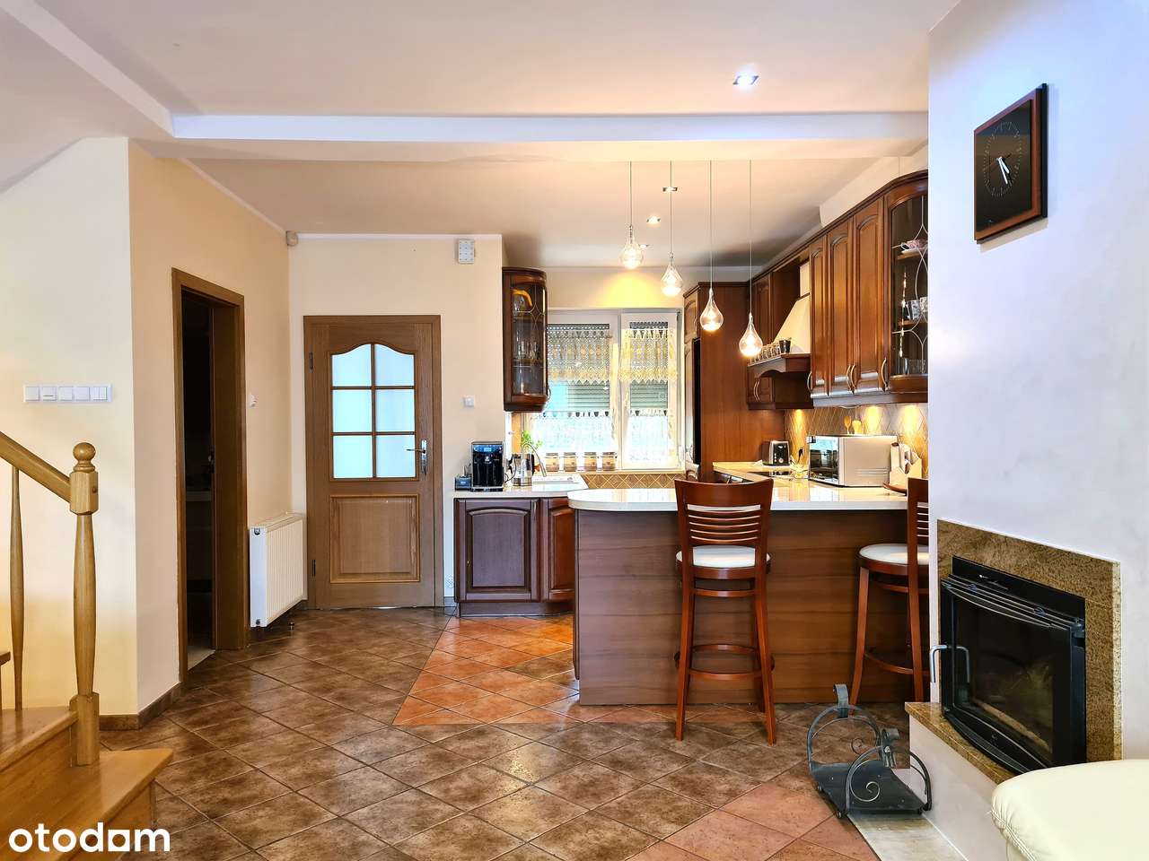 dom w zabudowie szeregowej Świebodzice-5