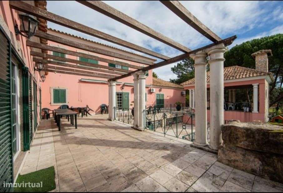 Moradia de Luxo T7 na quinta do Peru-28