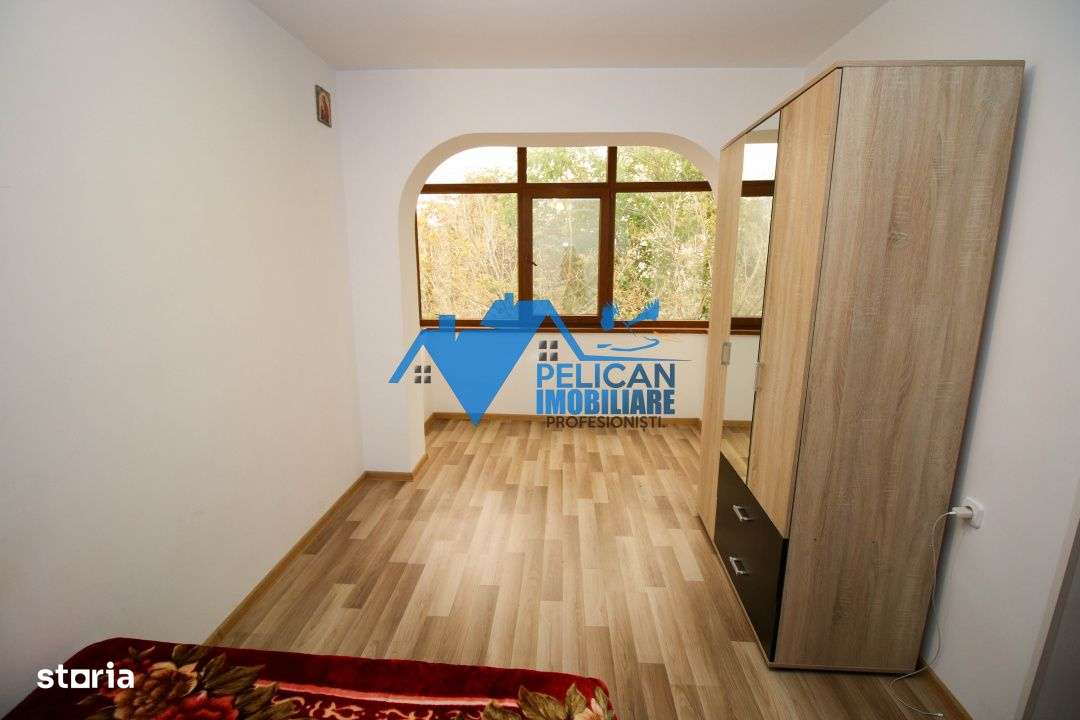 Vest, U-uri, 3 camere, decomandat, renovat-7