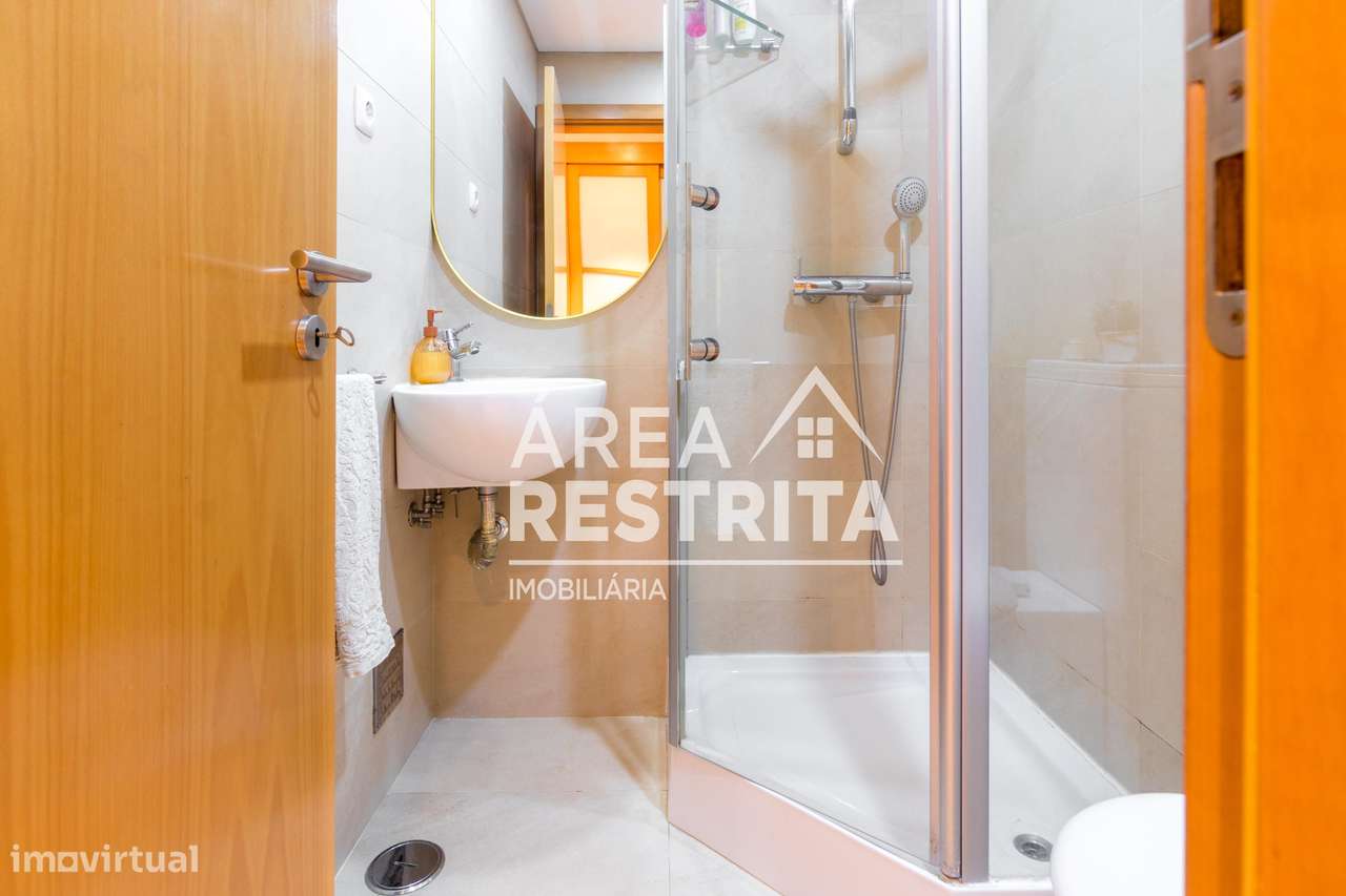 Apartamento T3 num Rc com vista Rio, em Alto do Seixalinho, Barreiro-13