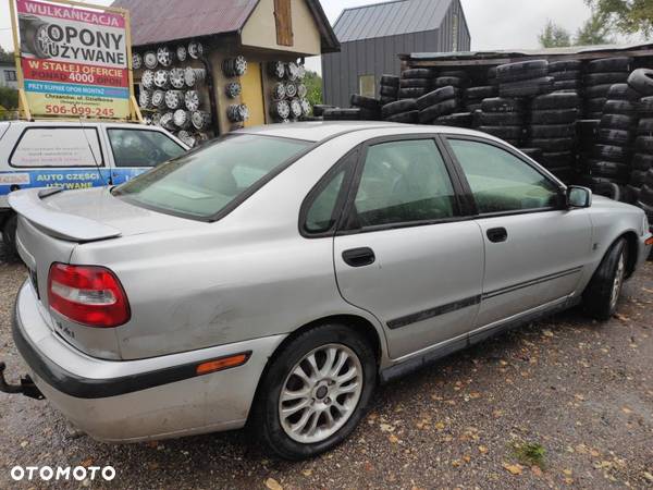 Volvo V40 1.8 benzyna 122KM NA CZĘŚCI Sedan Chrzanów Małopolskie - 5