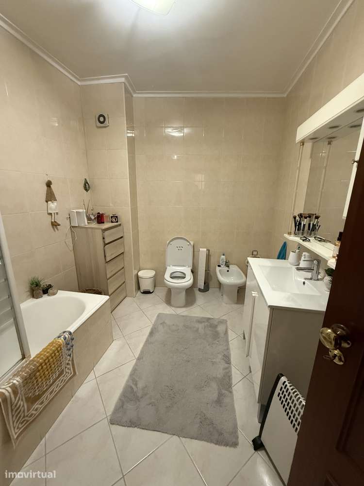 Excelente oportunidade T3 em Oliveira do Douro - Grande imagem: 5/15