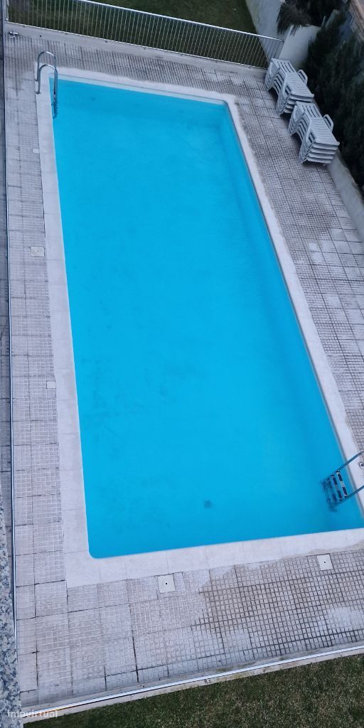 Apartamento T3 condomínio fechado com piscina