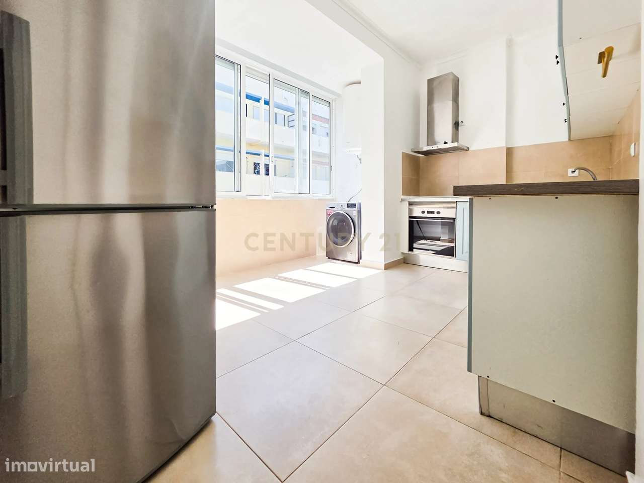 Apartamento T2 Remodelado no Barreiro – Moderno, Versátil e Pronto a H-3