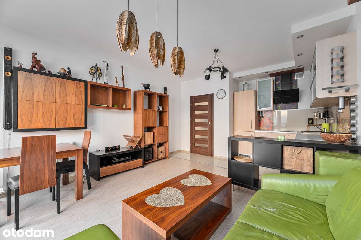 2-pokojowe mieszkanie gotowe do zamieszkania + garaż - teren zamknięty-0