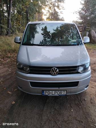 Volkswagen Caravelle - 5