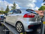 Kia Rio - 6