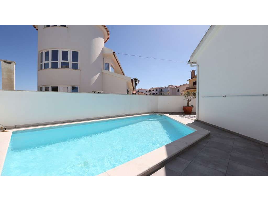 Moradia T3 no Sítio da Nazaré com Piscina Privada e Vista Mar Oport...-8