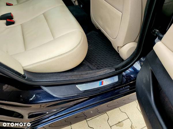 BMW Seria 5 520d Touring M Sport Edition - 13