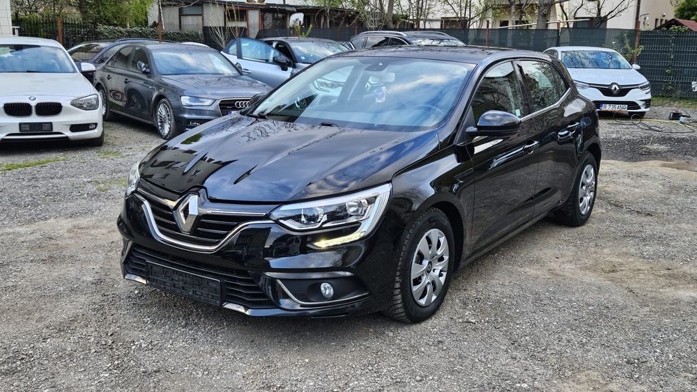 Renault Megane ENERGY TCe 115 Start & Stopp Paris Business 2017