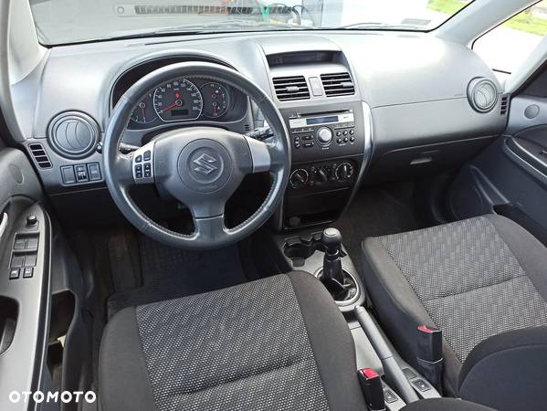 Suzuki SX4 1.6 GLX / Comfort - 3