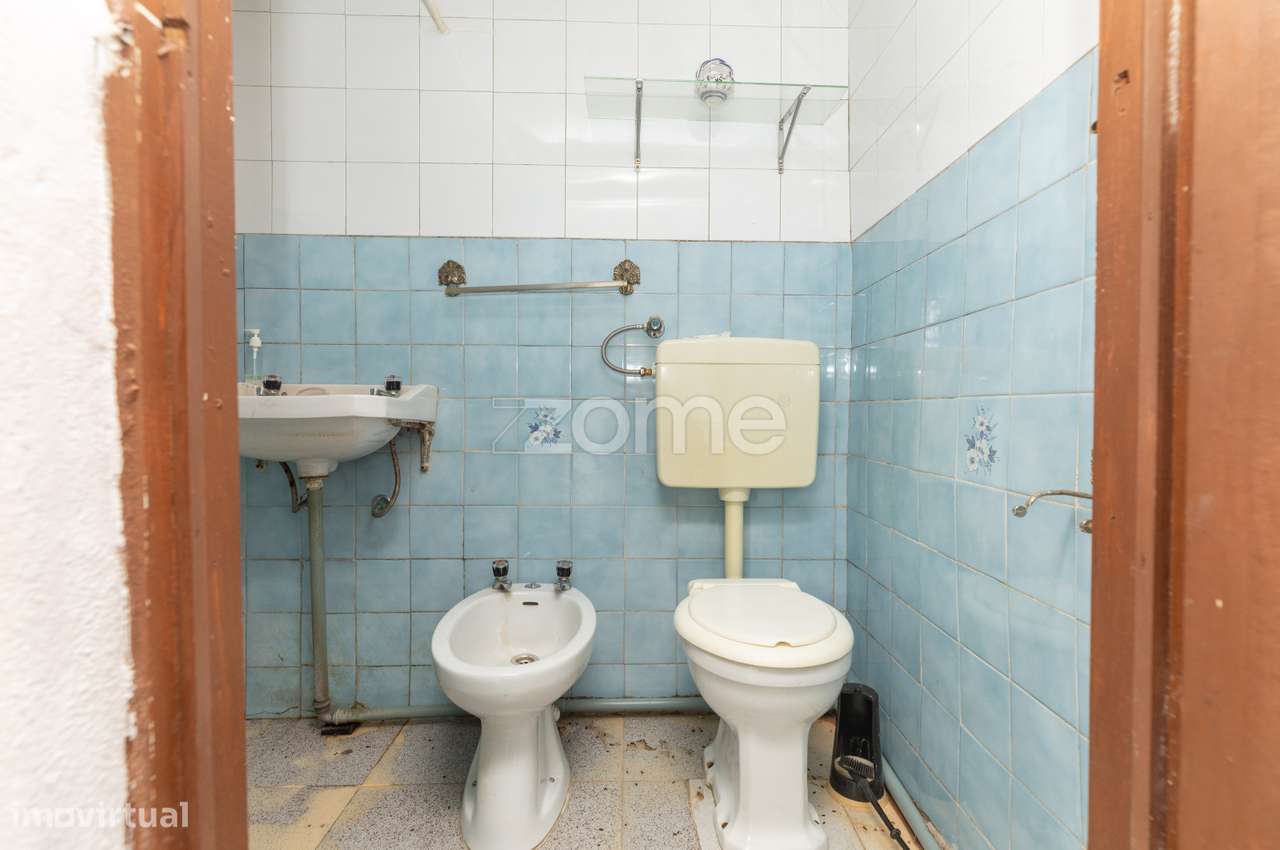 Moradia T4 | Moradia T2 | Recuperar | S. Martinho do Bispo-20