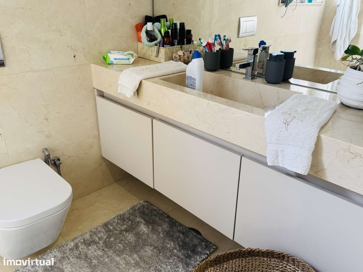 Moradia 3 frentes 200m praia-35