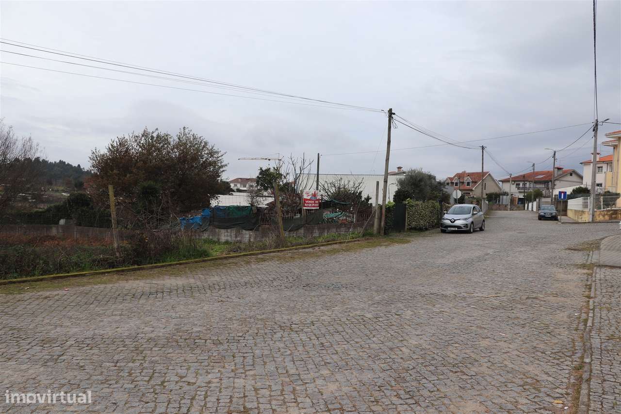 Terreno  Venda em Lustosa e Barrosas (Santo Estêvão),Lousada - Grande imagem: 4/11