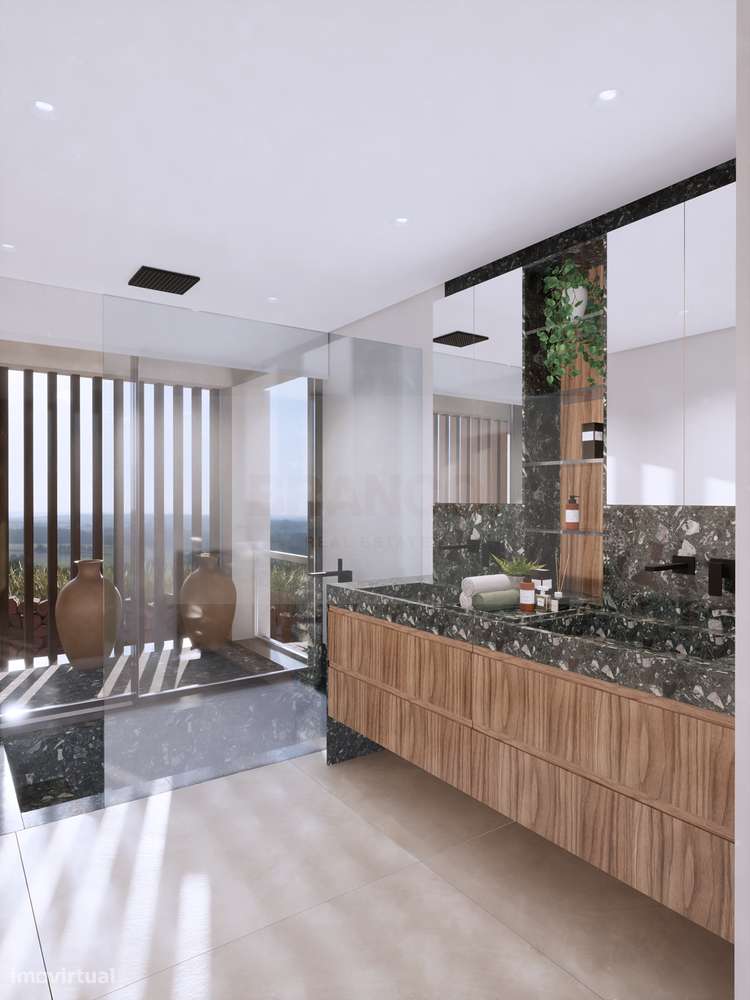 Moradia T4 com Piscina | Funchal, Lagos-14
