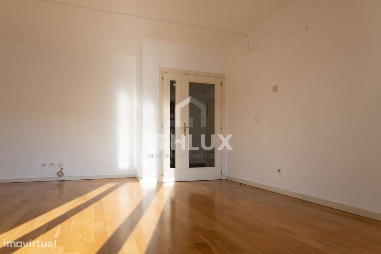 T3 Renovado nos Twin Towers – Campolide, Lisboa-22