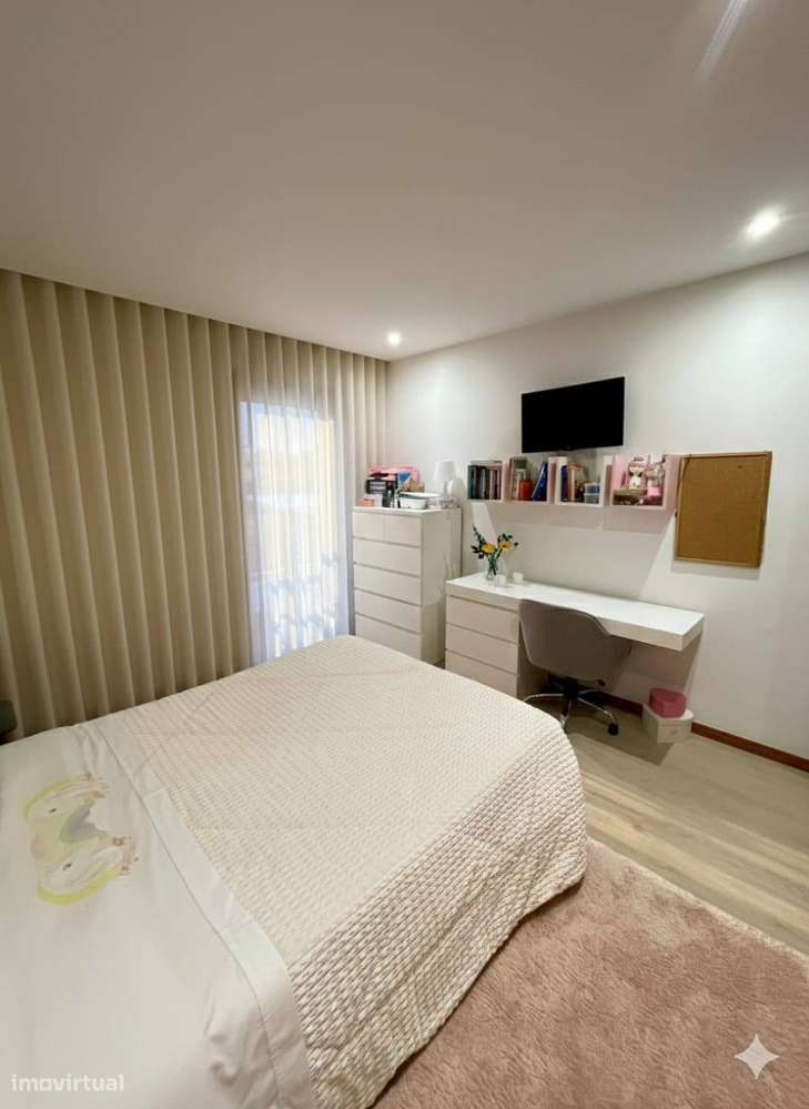 T3 de Luxo em Montgeron – Póvoa de Varzim | 160 m² | Piscina e Jardim-15