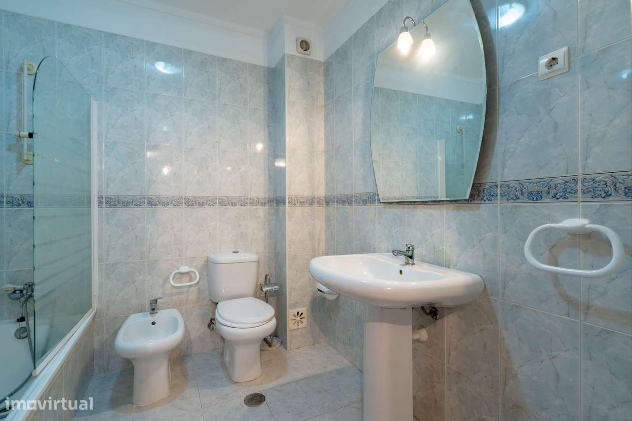 Moderno T1 em Lousã, quase novo e pronto a habitar-28