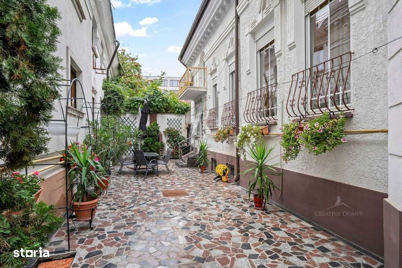 Eminescu - Casa / Vila cu 5 camere si pod mansardabil-2
