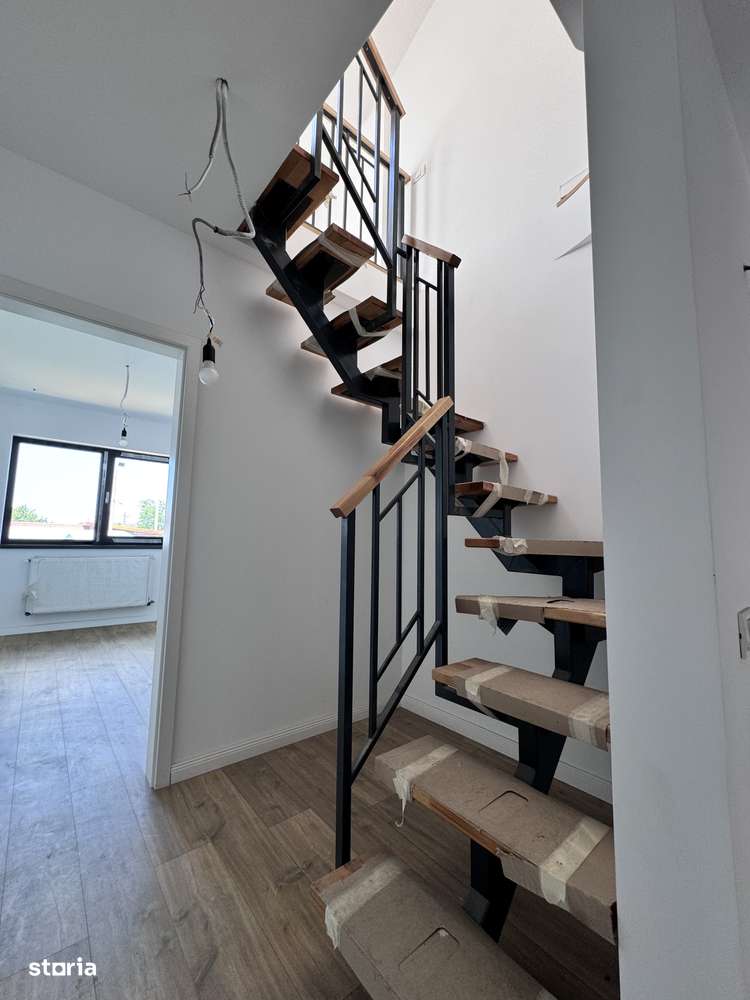 Casa P+1+M.5 cam.Util 152mp.Teren 204mp.Finsaje premium. Zona buna - Imagine principală: 2/20