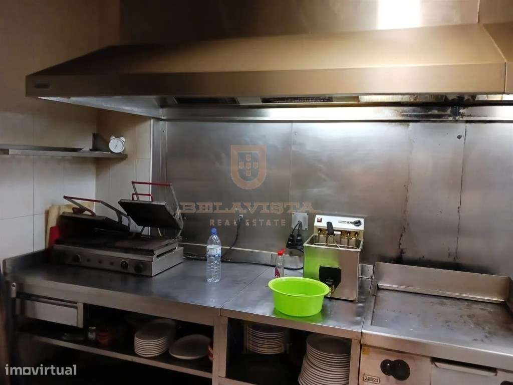 Loja / Restaurante - Ao Hospital de S João / Polo Universitário-7