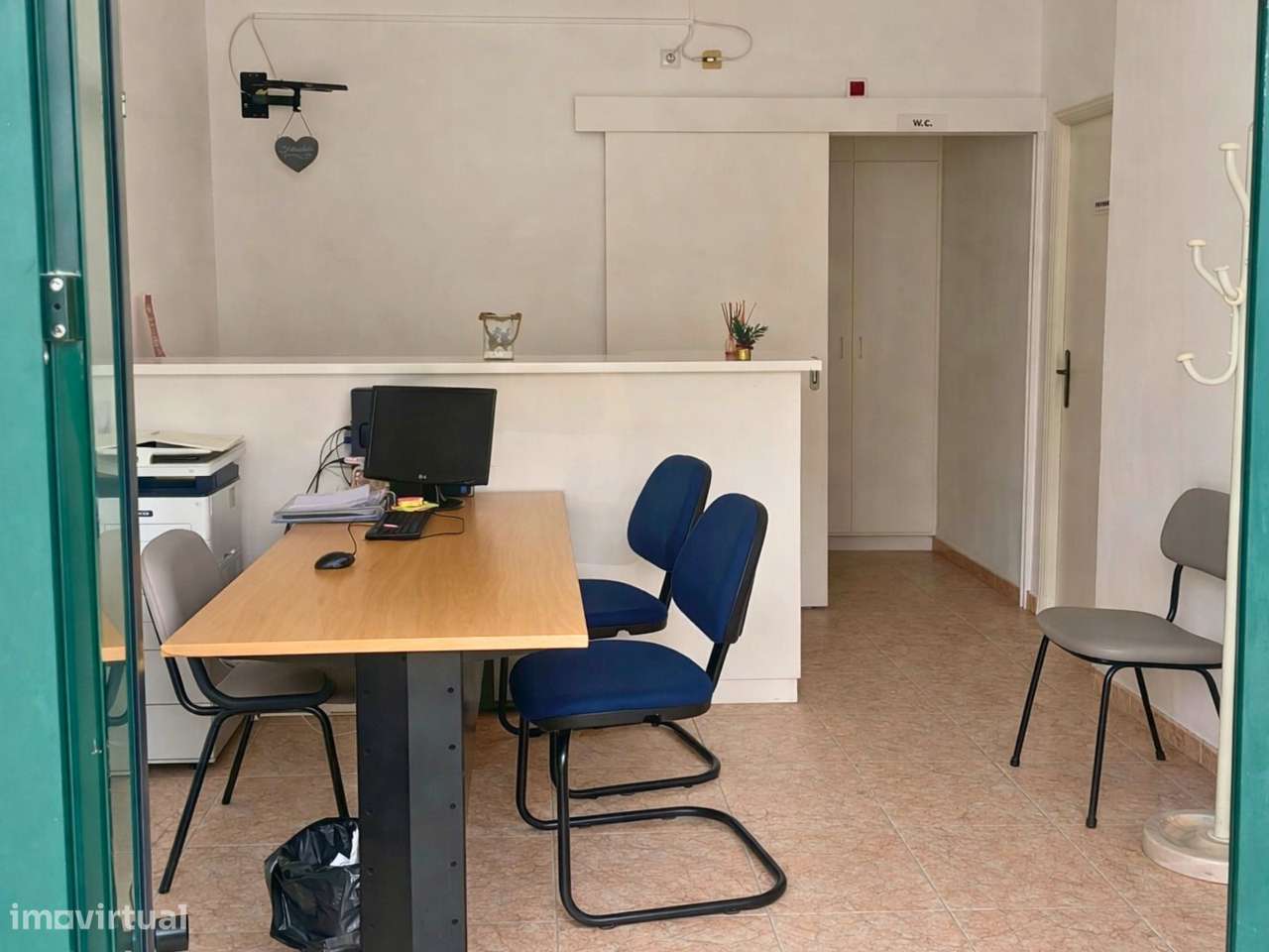 Loja rés do chão, em Salvaterra de Magos - Grande imagem: 3/5