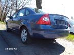 Ford Focus 1.6 Ghia - 4