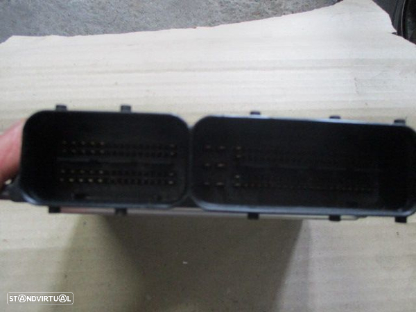 Centralina 03G906021KS 0281013235 VW GOLF 5 PLUS 2005 2.0 TDI BOSCH - 2