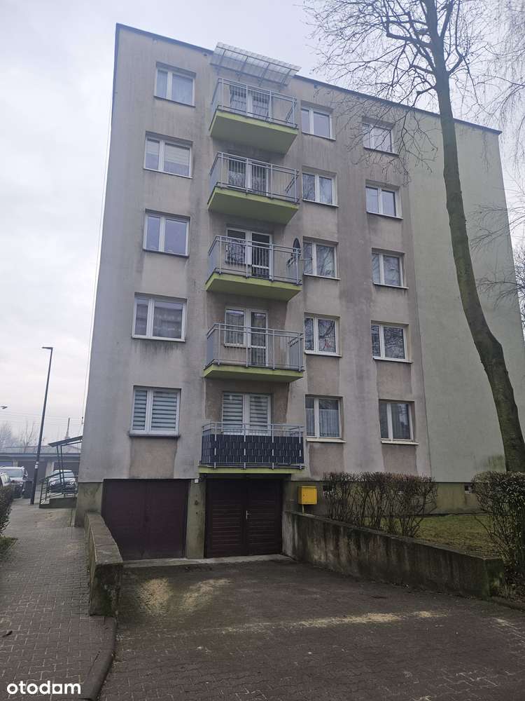 Mieszkanie 2 pokoje do remontu I piętro w spokojnej częsci Bytomia-10