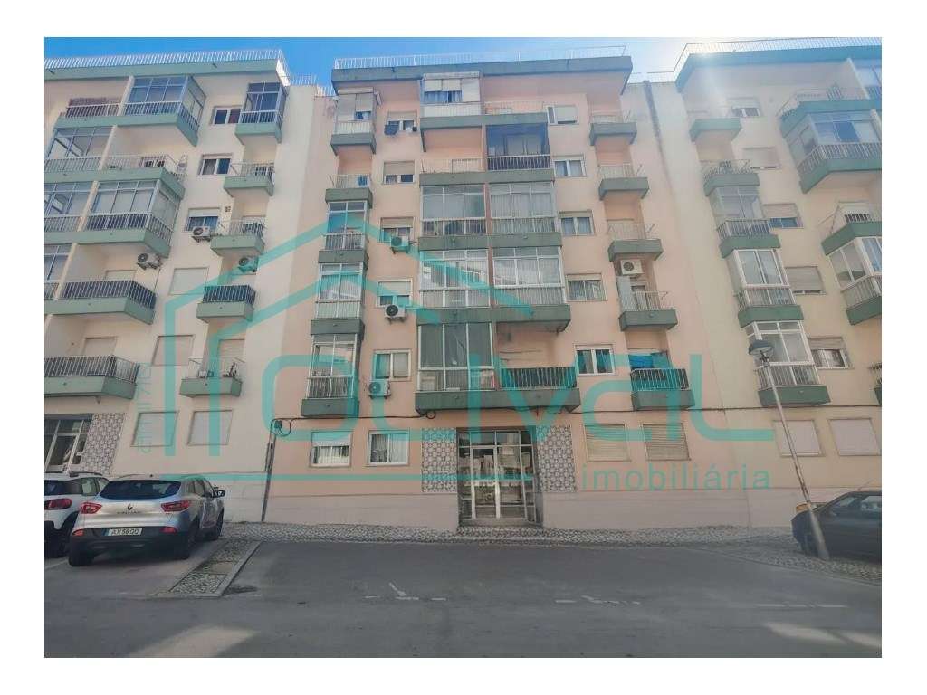 Apartamento T2 em Odivelas-19