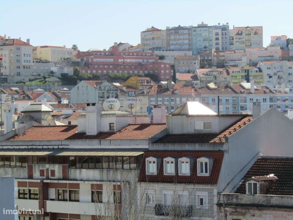 Apartamento T5 na Av. Almirante Reis / Anjos com Terraço São Jorge ... - Grande imagem: 5/7