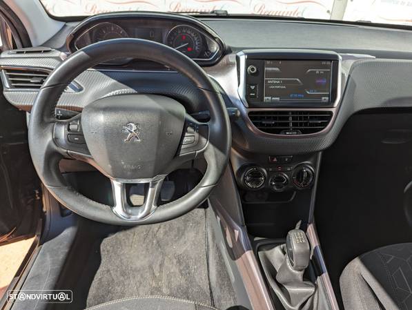 Peugeot 2008 1.6 e-HDi Active - 21