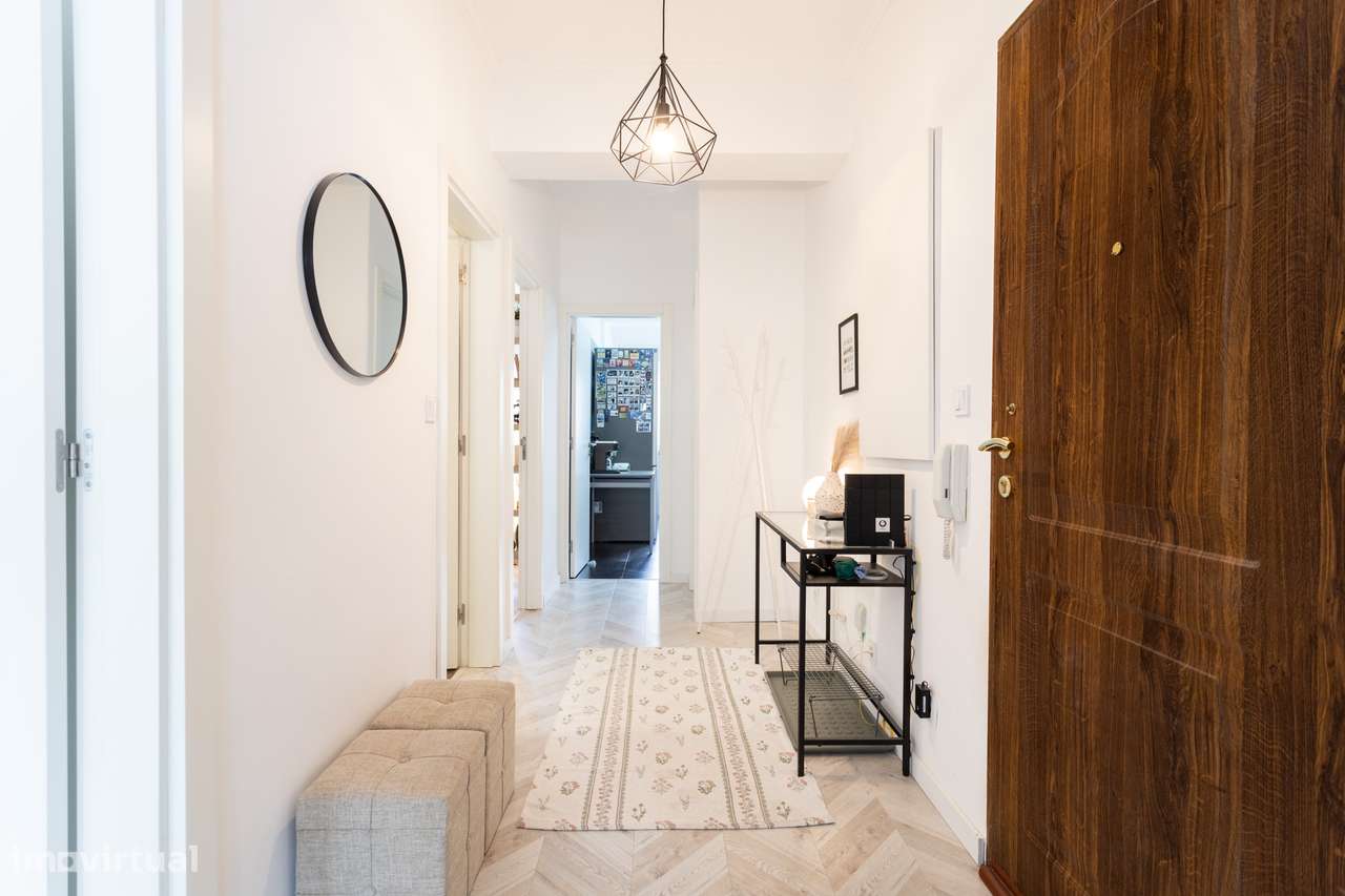 APARTAMENTO T2 EM MASSAMÁ-21