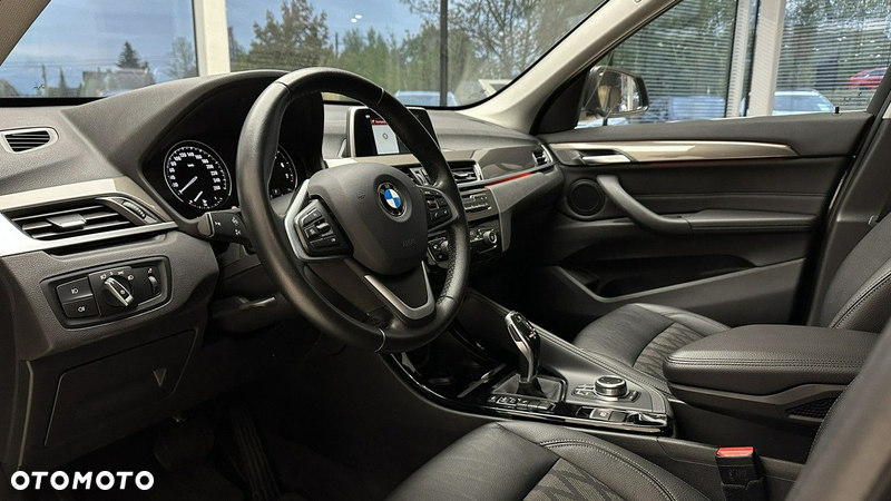 BMW X1 sDrive18i GPF xLine - 9