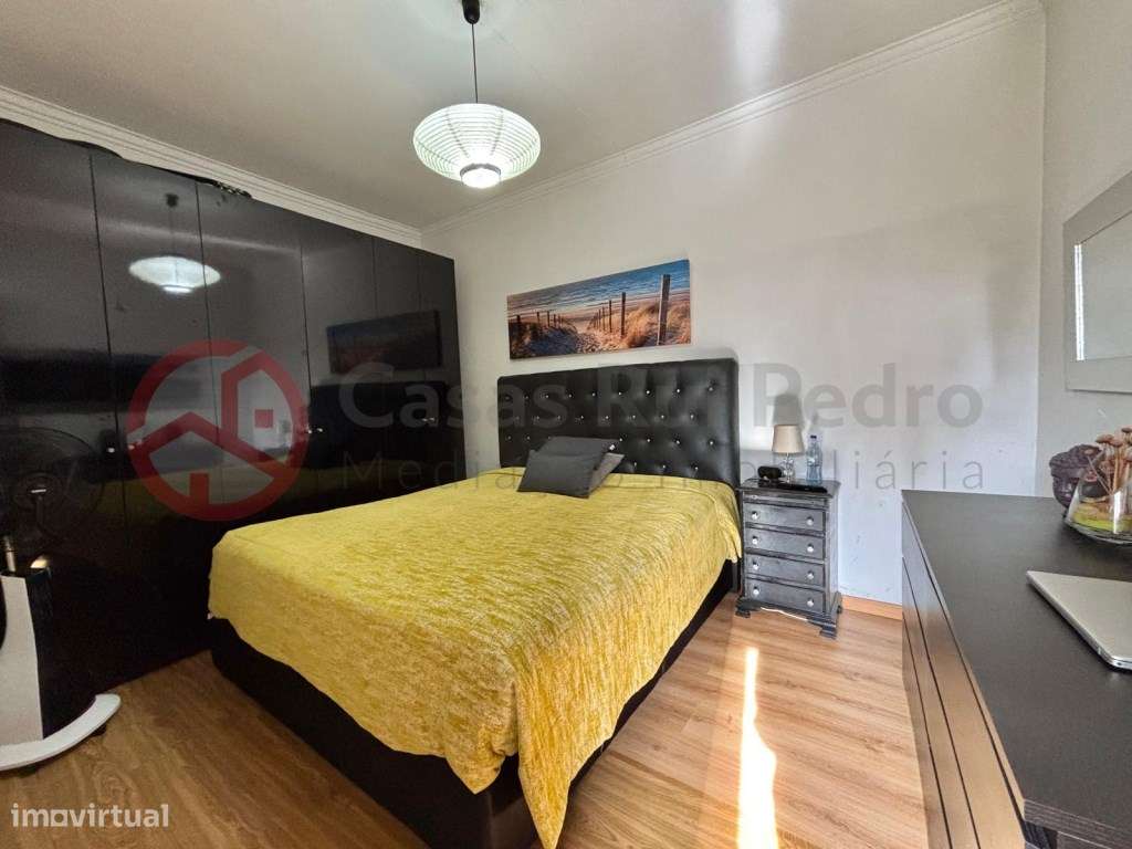 Moradia T2 com anexo, zona de lazer, na Charneca da Caparica-20