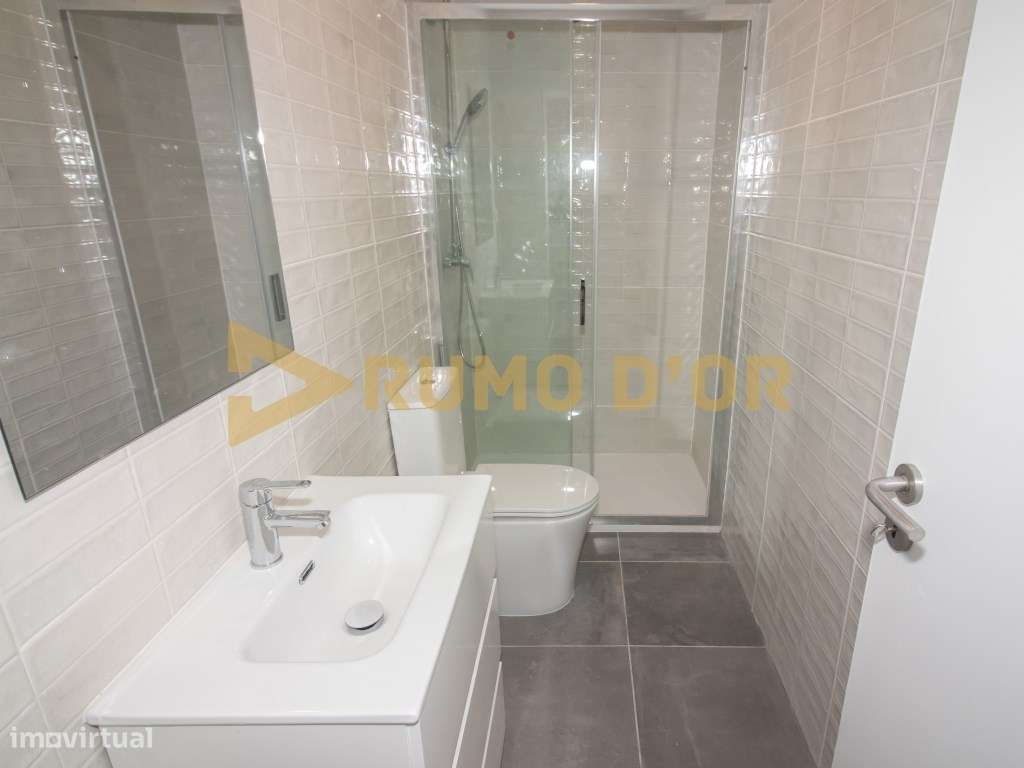 Moradia T3 Olhalvo com logradouro e terraço-9