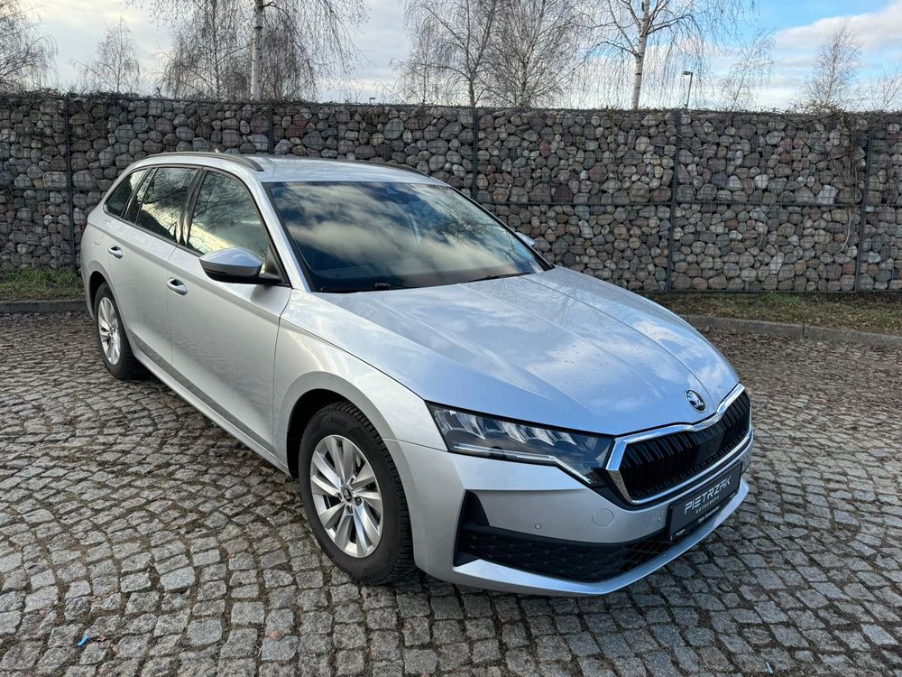 Skoda Octavia Salon Polska FV23%