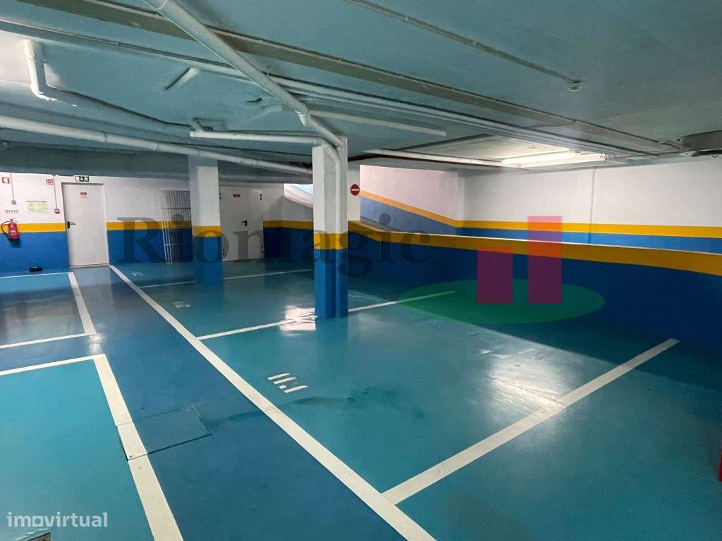 Lugar de Garagem - Santarém ***RIOMAGIC*** - Grande imagem: 3/4