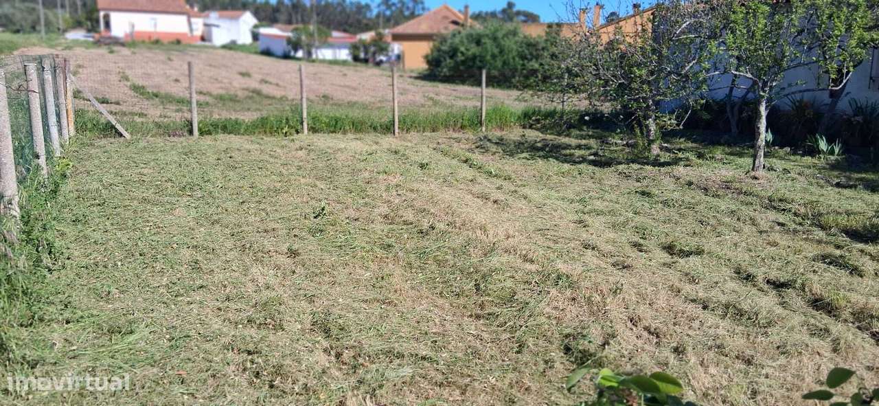 Terreno vedado 922m, em Glória do Ribatejo - Salvaterra de Magos-5