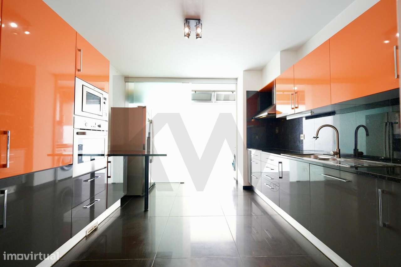 Apartamento T2 nas Madalenas com 170 m2 de área bruta, último piso.-33