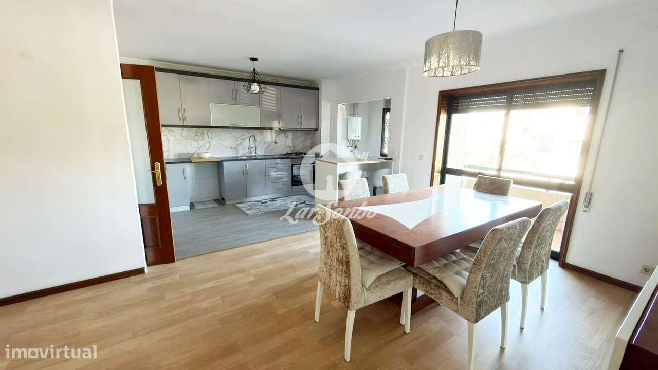 Apartment - View 5