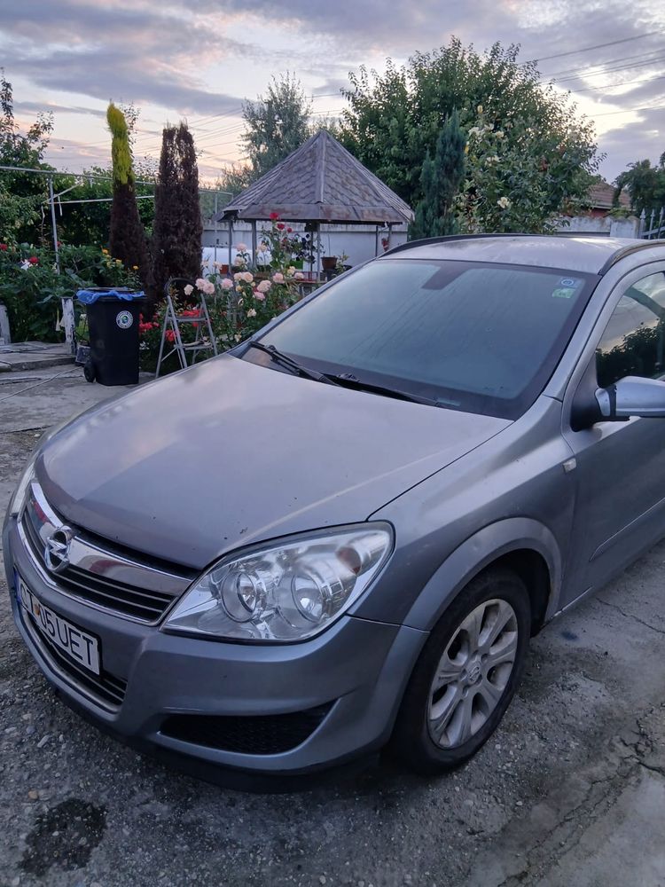 Opel Astra H [2004 - 2010] 1.9 CDTi Cosmo 2009