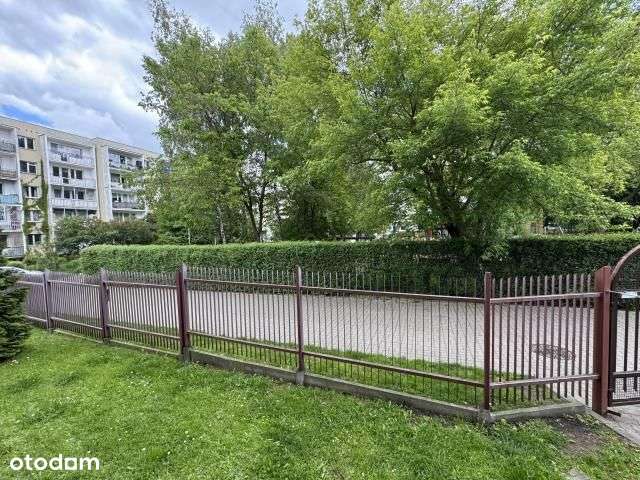 M-3 Mokotów z tarasem, garażem i komórką.-14