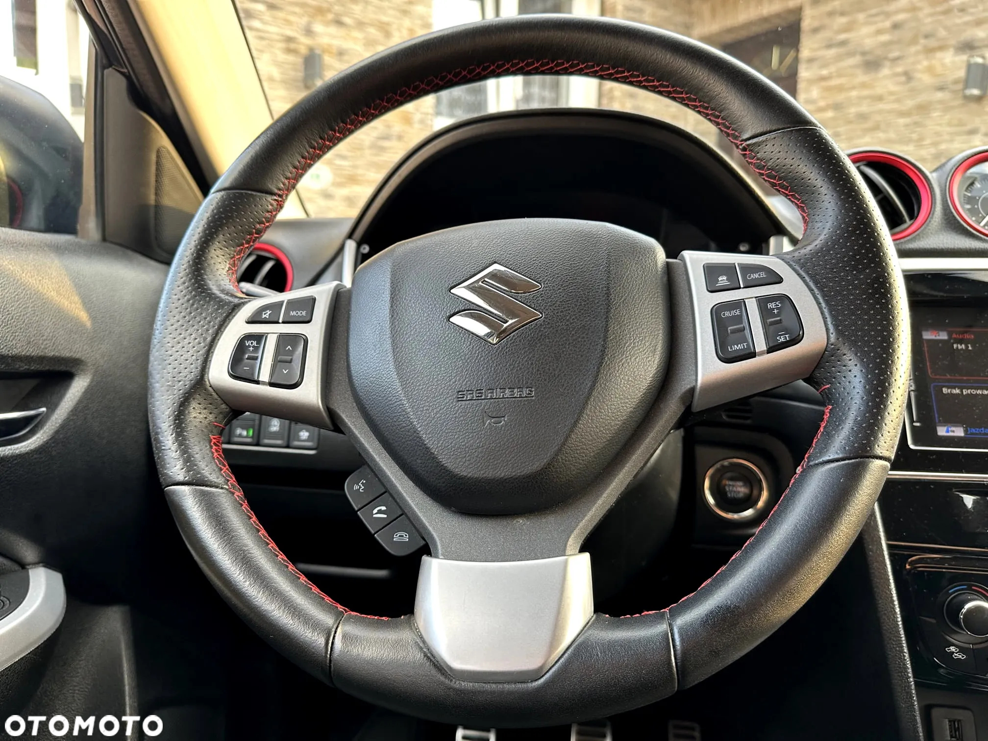 Suzuki Vitara 1.4 Boosterjet XLED 2WD - 16