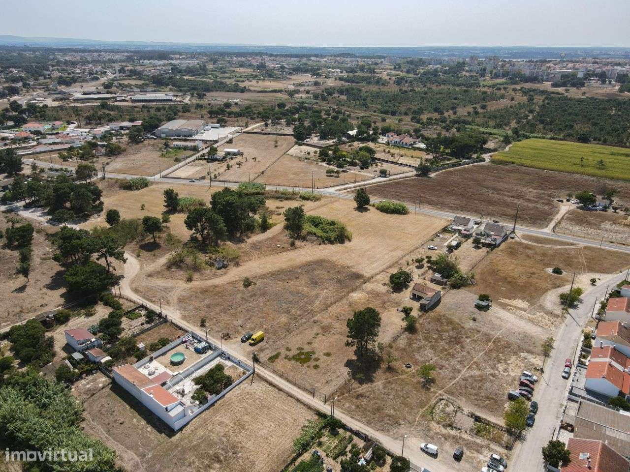 Terreno Urbano com 12040 m2 para loteamento de moradias-6